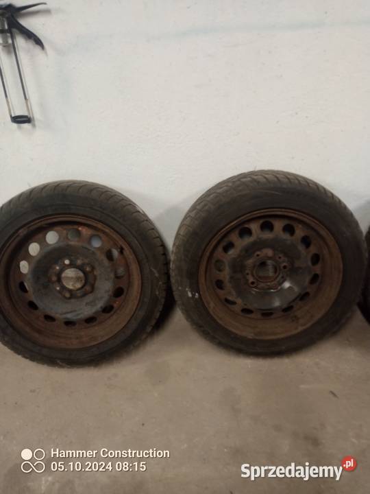 BMW seria E90 zimowe koła z kołpakami Koła łódzkie