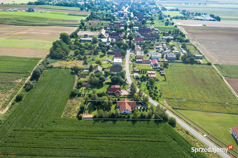 Dom wolnostojący 1974m2 Dobrzeń Dobrzeń 2 piętra dolnośląskie