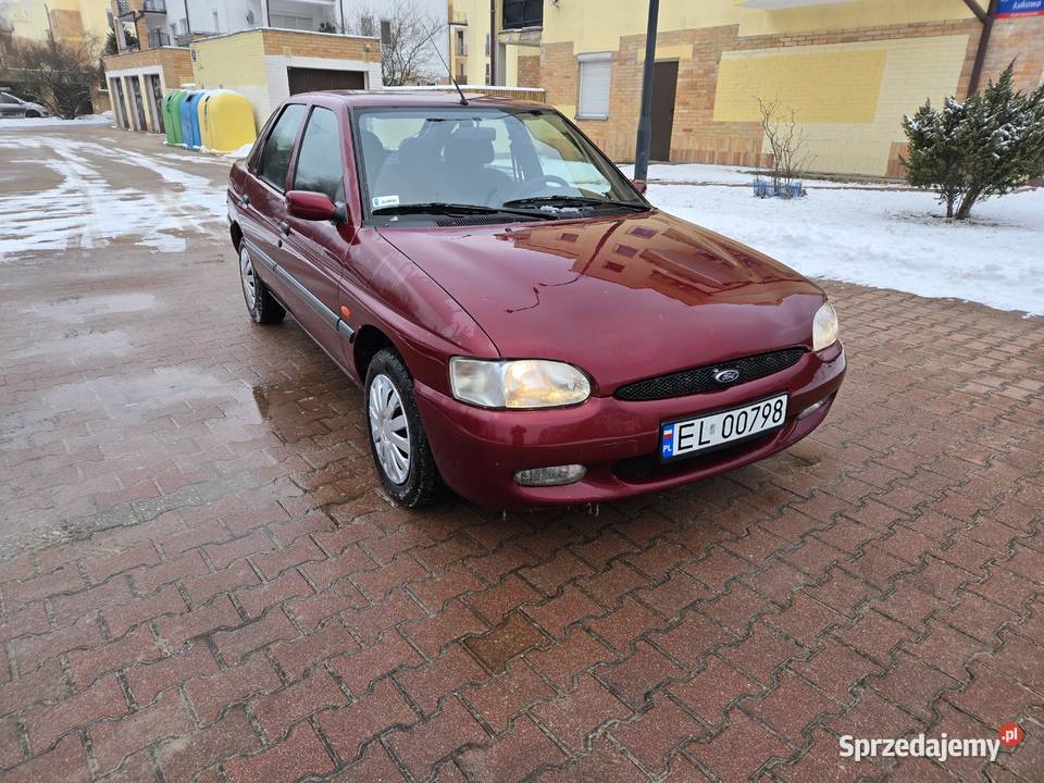 Ford Escort 16 benzyna 2000 1 właściciel łódzkie Łódź