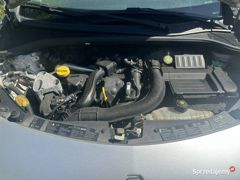 Renault Clio BEZWYPADKOWE Niski oryginalny bluetooth Poznań