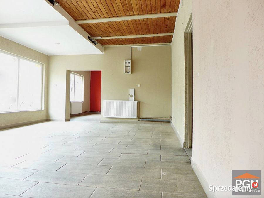 sprzedaży lokalu Trzebiatów 100m2 biurowy