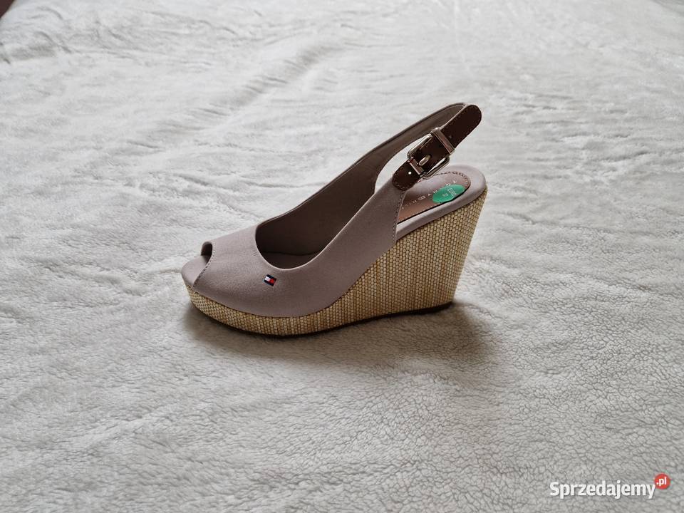 Nowe buty beżowe sandały damskie na koturnie Bibice sprzedam