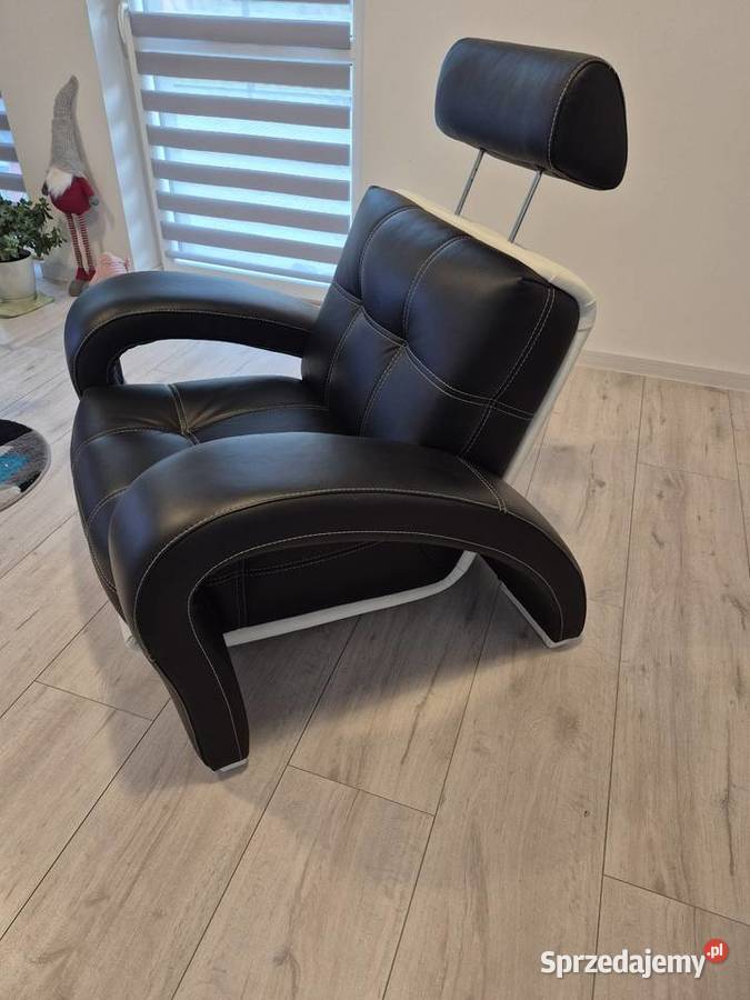 Sofa dwuosobowa plus dwa fotele