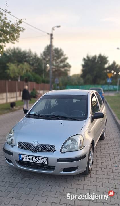 Toyota Yaris 2004 10 klima sprawna i niezawodna nieuszkodzony Pruszków