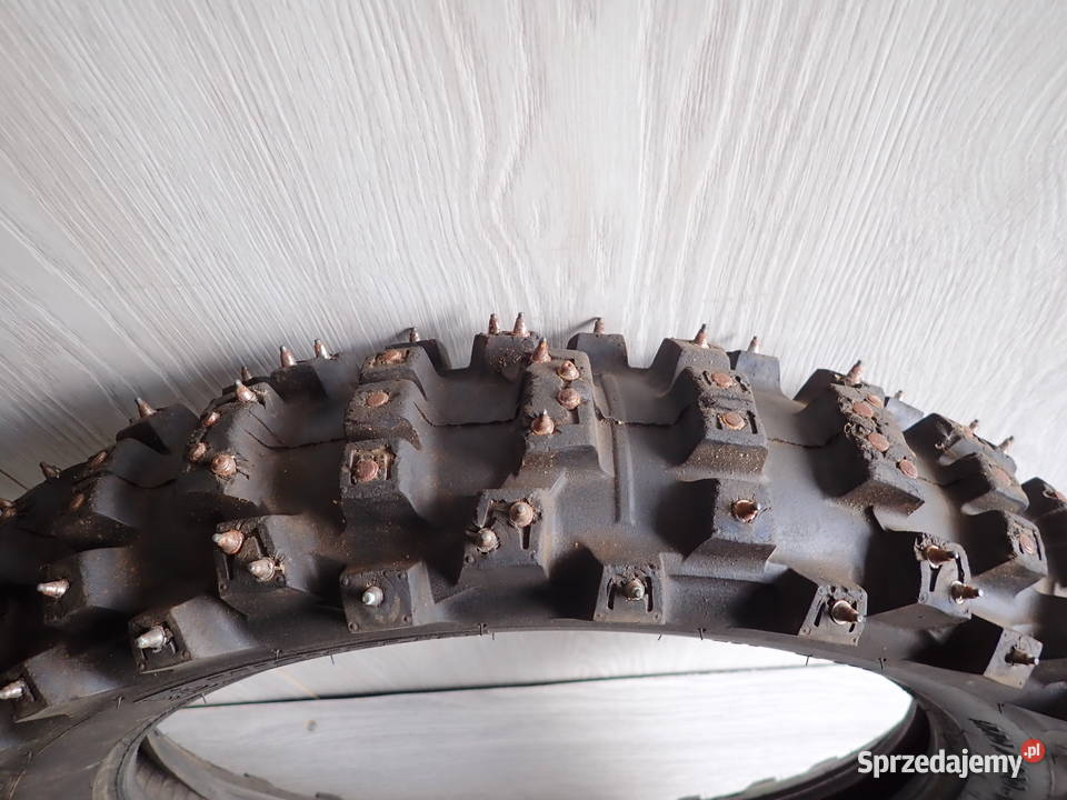 Opona Zimowa Kolcami Kolce 110 100 18 Michelin