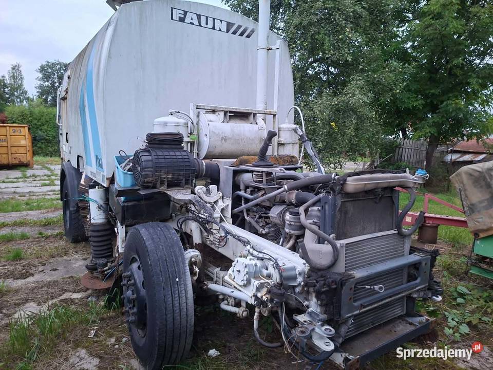 DAF 65 w całości na części Wolica