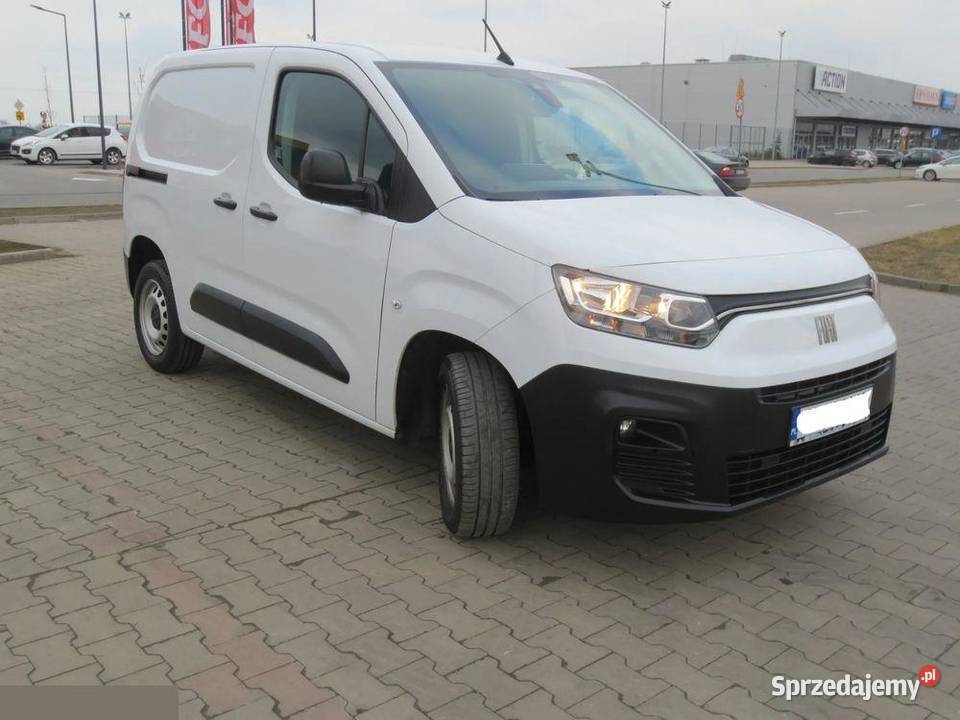 Fiat DOBLO 15d 102 2023r SALON POLSKA ORYGINAŁ manualna Fiat Ciechanów