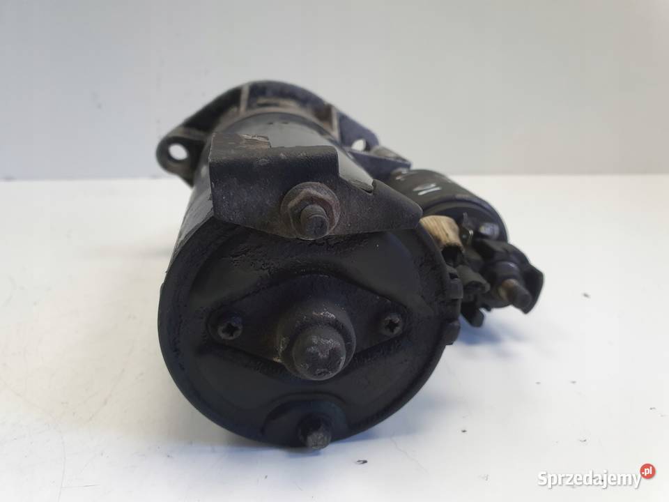 VW Passat B5 19 TDI ROZRUSZNIK bosch 068911024G osobowe Układ elektryczny silnika Janów