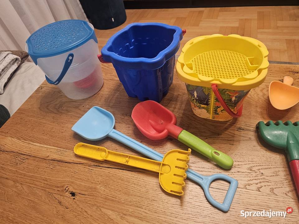 Zestaw zabawek do piaskownicy podkarpackie