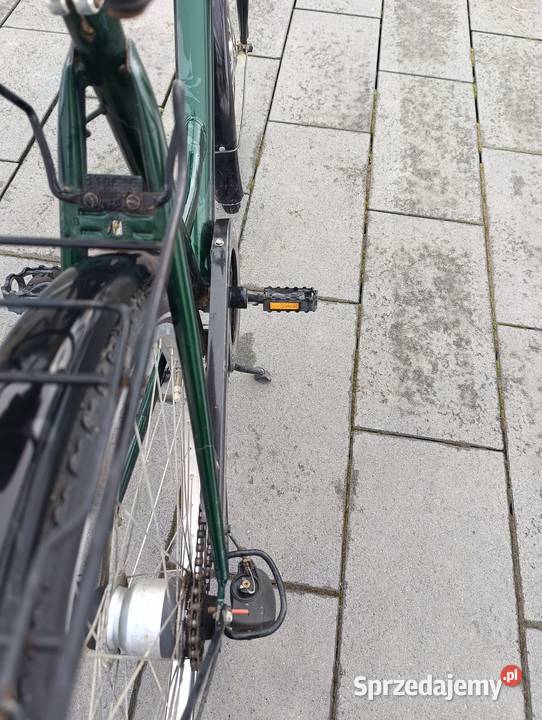 Rower miejski 28 z koszykiem i bagażnikiem stan Pleśna