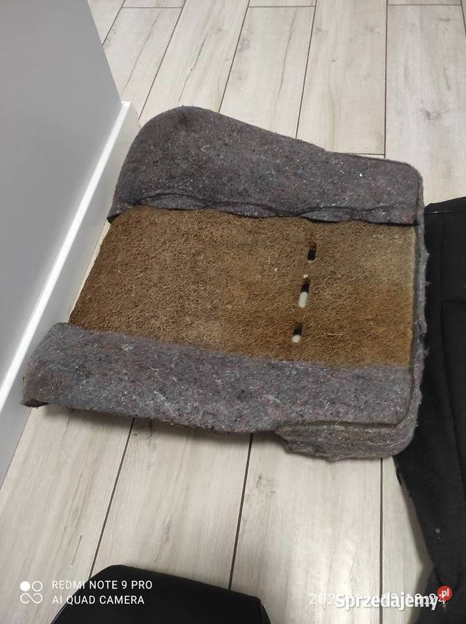 Czarna jodła tapicerka mercedes w124