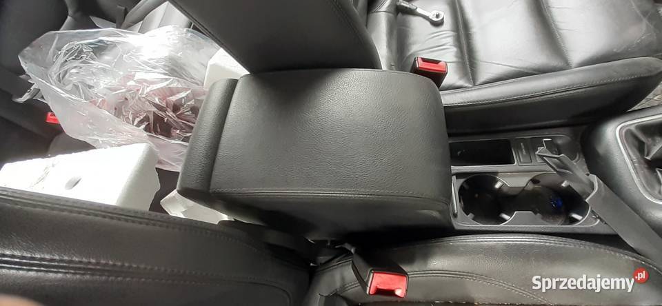 Fotele kanapa czarna Skóra isofix VW Tiguan Nisko sprzedam