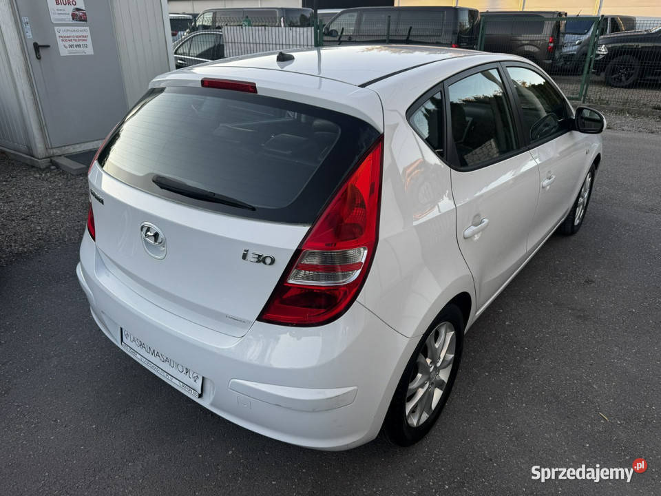 Hyundai i30 RatyZamiana Gwarancja bogato możliwa zamiana i30 Gdów sprzedam