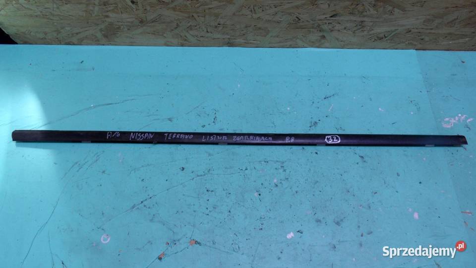 NISSAN TERRANO II LIFT 03r listwa zgarniająca osobowe
