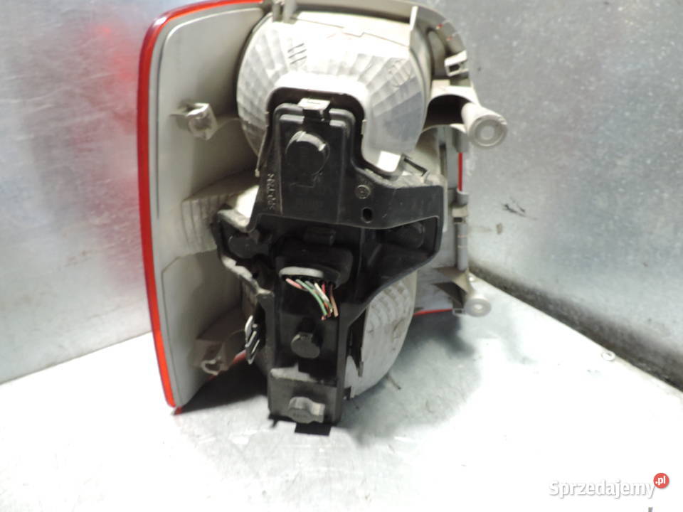 LAMPA PRAWA TYLNA VW TOURAN I Nowy Sącz