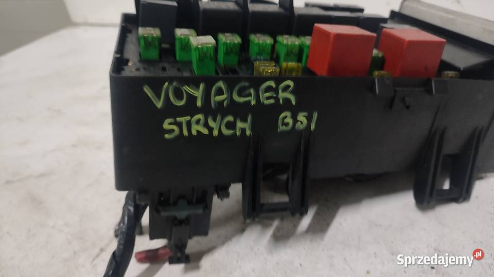 VOYAGER 25CRD SKRZYNKA BEZPIECZNIKOW 04727558AC Motoryzacja Włoszczowa