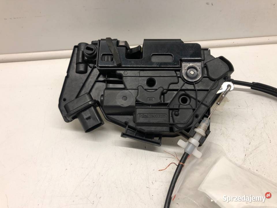 ZAMEK DRZWI PRAWY TYŁ VW CC B7 Hatchback