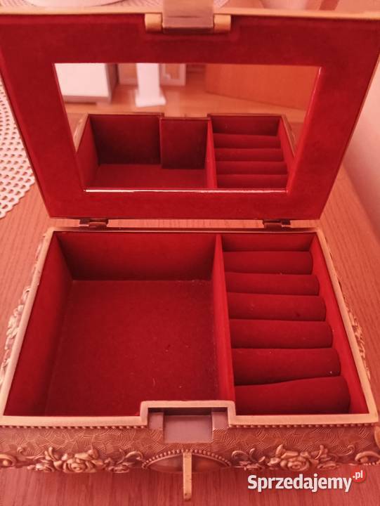 Szkatułka na biżuterię Bieruń