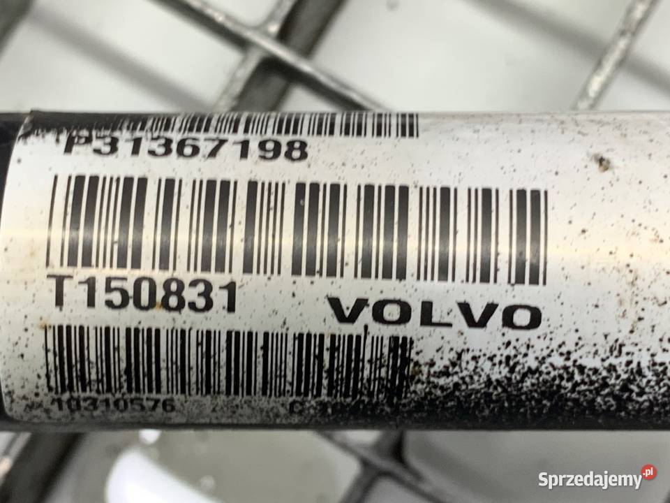 PÓŁOŚ LEWY PRZÓD VOLVO V40 P31367198 20 120