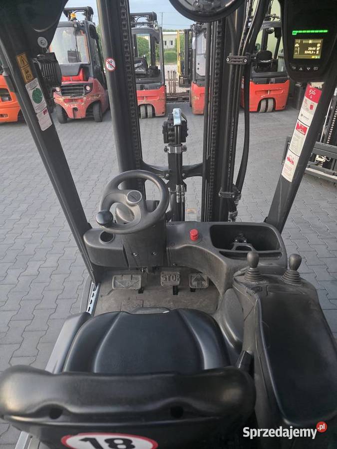 Wózek widłowy Linde E1802
