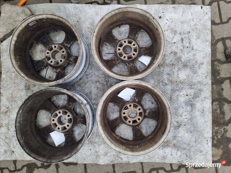 FELGA ALUMINIOWA 16 VOLKSWAGEN CADDY III osobowe Lipno sprzedam