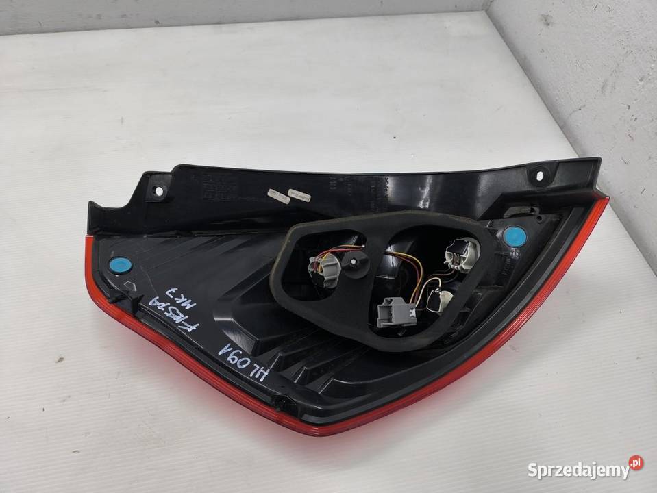 LAMPA PRAWY TYŁ FORD FIESTA MK7 LIFT C1BB13404A