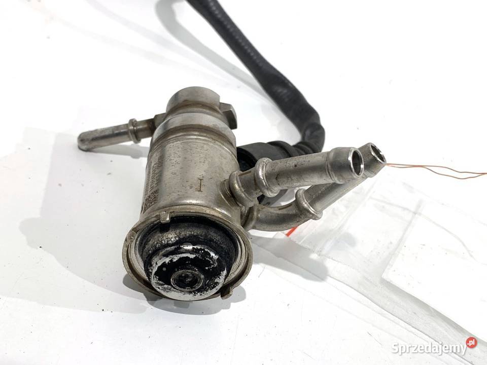 WTRYSKIWACZ SCR RENAULT KANGOO II A2C39941900 15 osobowe