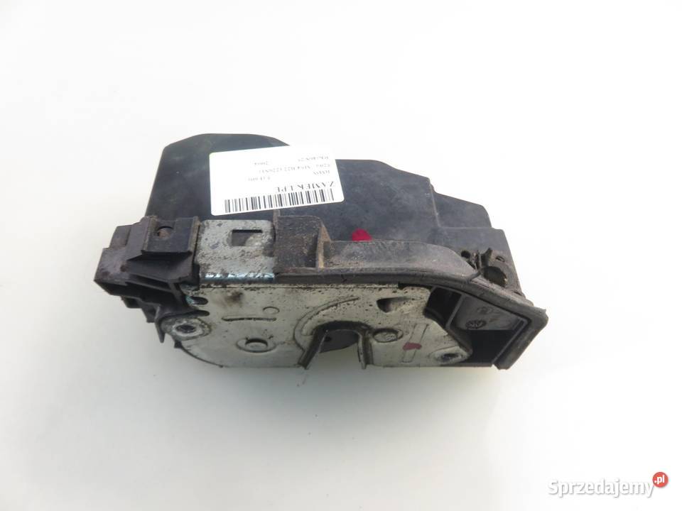 ZAMEK LEWY PRZEDNI BMW 5 E60 7036167 7PIN