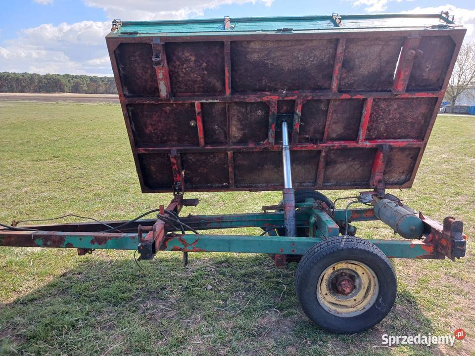 Przyczepa jednoosiowa wywrotka 3 strony Wronki sprzedam