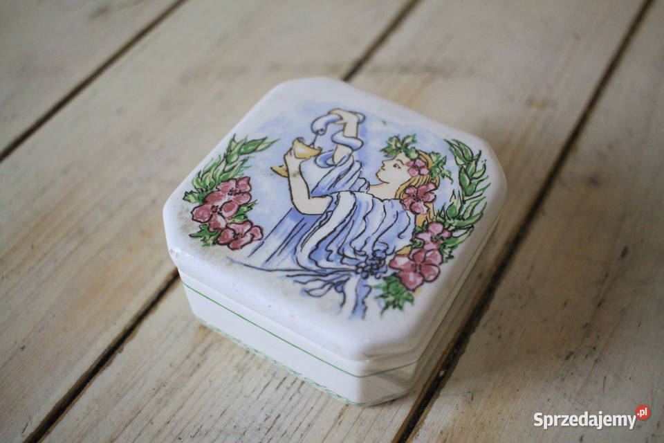 Szkatułka porcelanowa ręcznie malowana Góra sprzedam