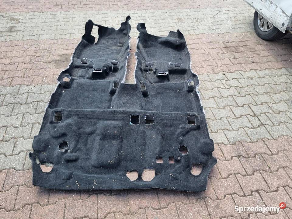 DYWAN WYKŁADZINA PODŁOGA FORD KUGA MK3 sprzedam