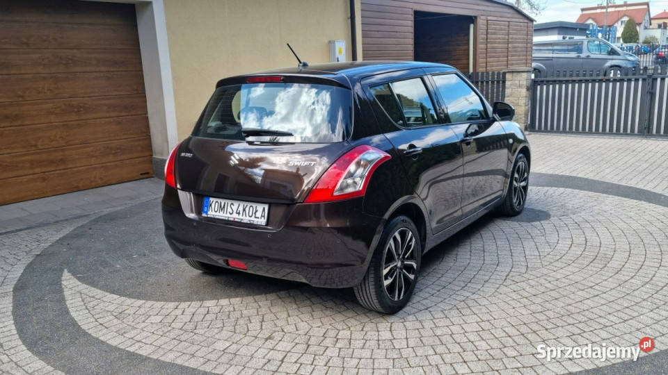 Suzuki Swift PółSkóry Klima Wzorowy Stan światła LED