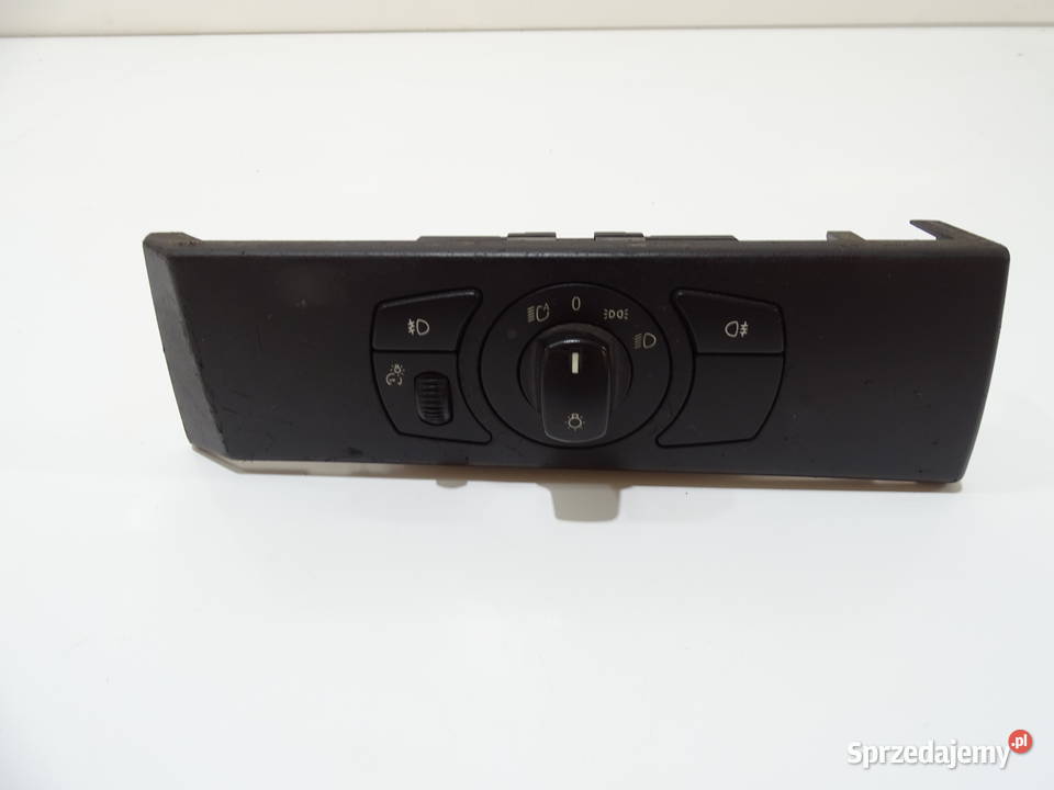 WŁĄCZNIK ŚWIATEŁ RAMKA BMW 5 E60 E61 EU 6953735 Strzyżewice