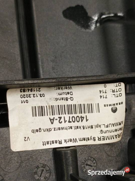 PODŁOKIETNIK SKÓRA W177 1400712A MercedesBenz