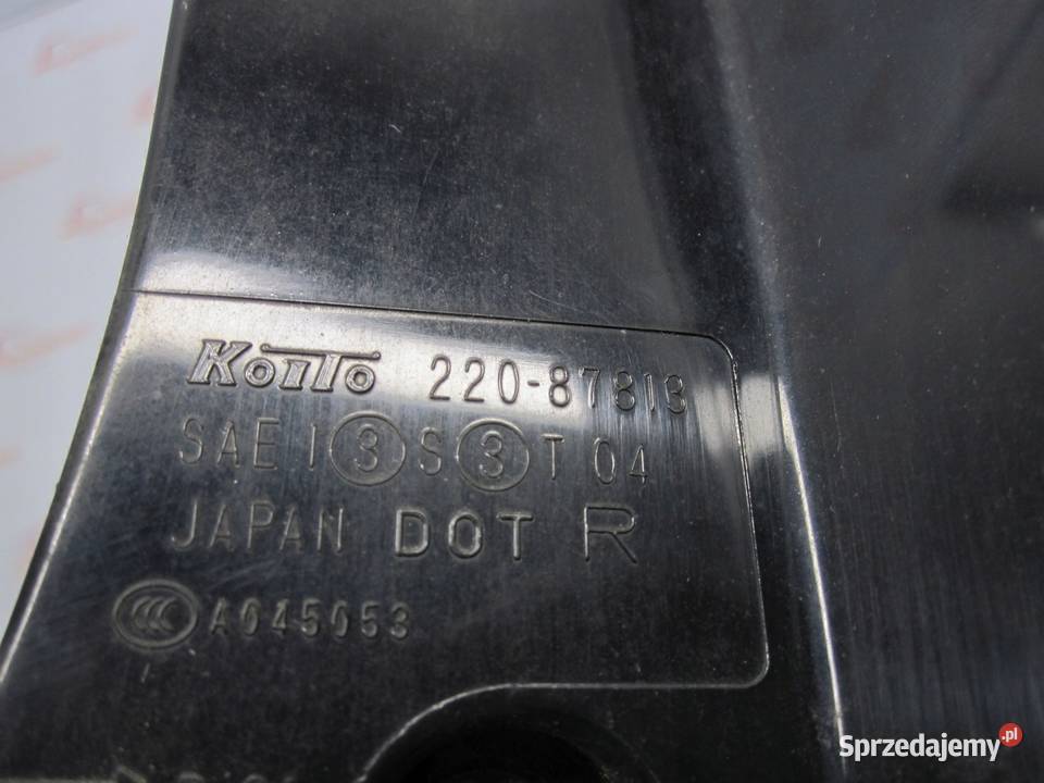 OUTLANDER II 08r lampa prawa tył 22087813 osobowe Kielce