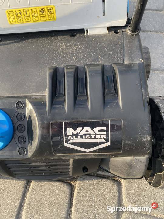 Wertykulator Areator elektyryczny Machnacz