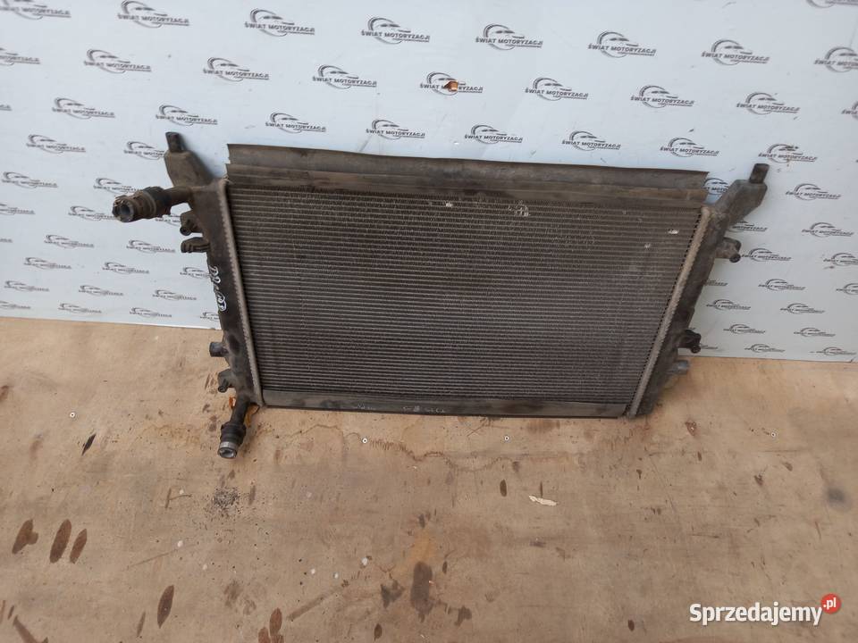 AUDI A3 8P II LIFT 14 TFSI 10r chłodnica wody osobowe