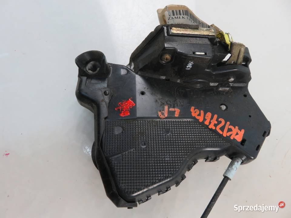 ZAMEK LEWY PRZEDNI PONTIAC VIBE I 5 PIN osobowe