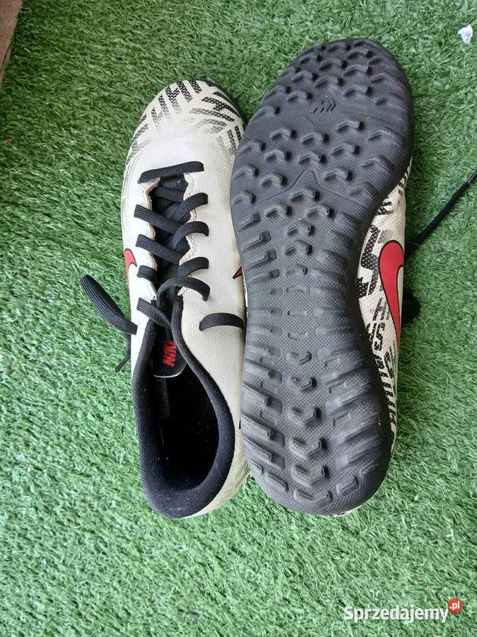 Buty chłopięce sportowe