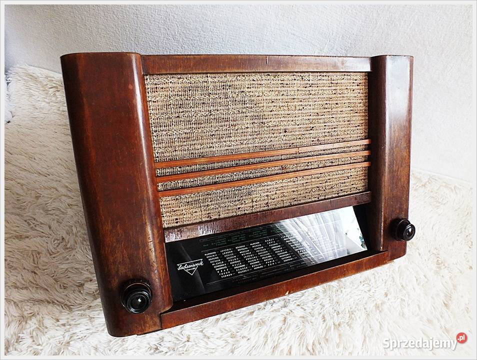 Stare radio lampowe OLYMPIA Sachenwerk 502W z Żary