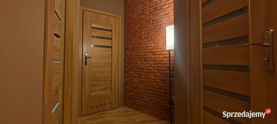 Dwupoziomowe mieszkanie 3 pokoje salon spokojne Rok budowy 2009 Sprzedaż Wołomin