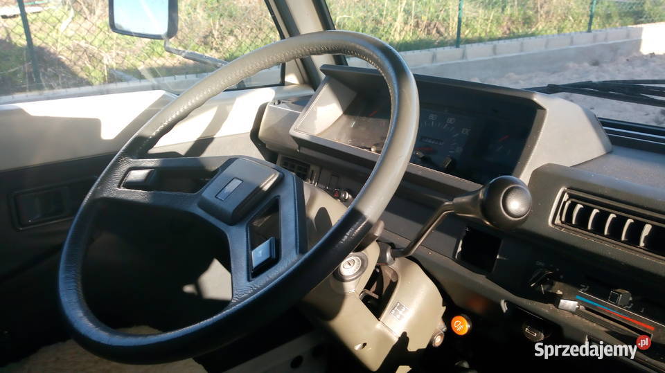 Mitsubishi l300 kamper