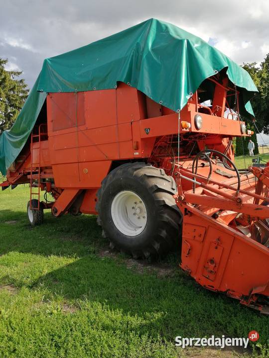 Kombajn zbożowy Bizon Buk Pomorski
