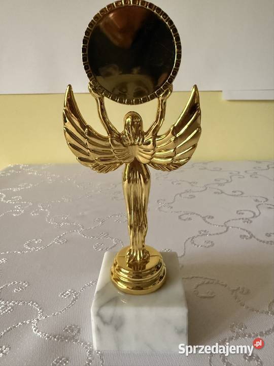 Statuetka Wiktoria 50 Urodziny Prezent Jubileusz inny kolor