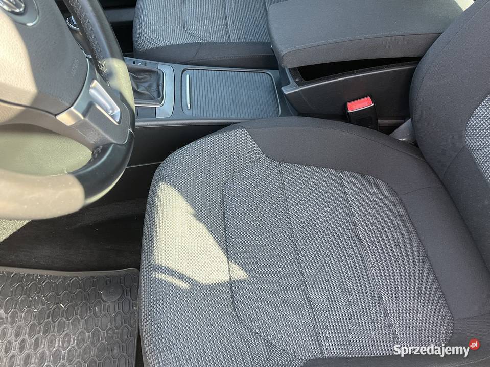 VW PASSAT B7 SEDAN 20 TDI 140 oryginalny Lublin