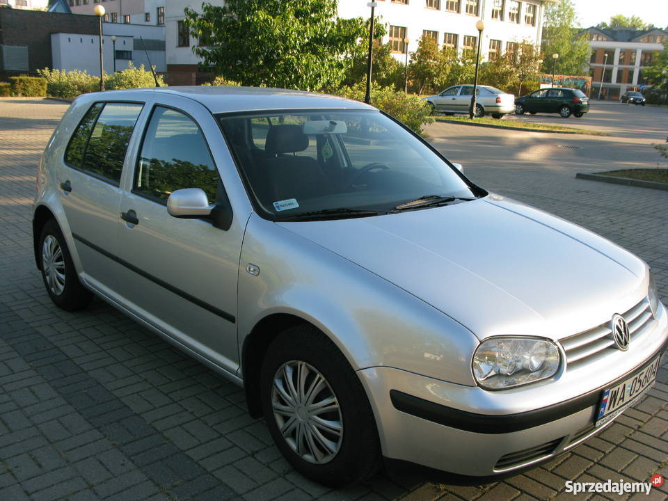Sprzedam VW Golf IV 1,6 z 2000 r pierwszy właściciel