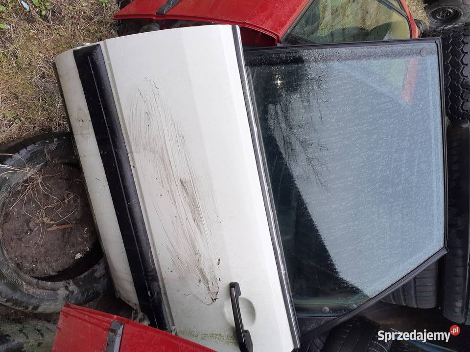Listwa dolna Audi 100 C3 cygaro Biłgoraj