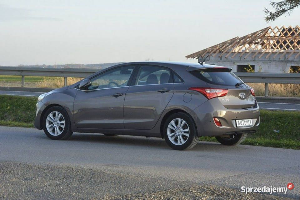 Hyundai i30 14 MPI Benzyna gwarancja przebiegu aluminiowe felgi Motoryzacja Sędziszów Małopolski