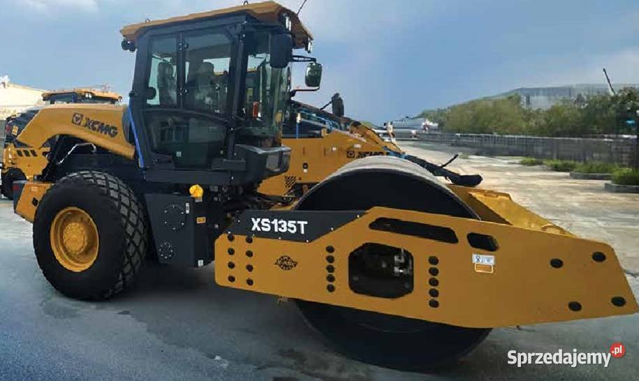 WALEC DROGOWY WIBRACYJNY XCMG XS135T 2025 Walce Walce Olsztyn sprzedam