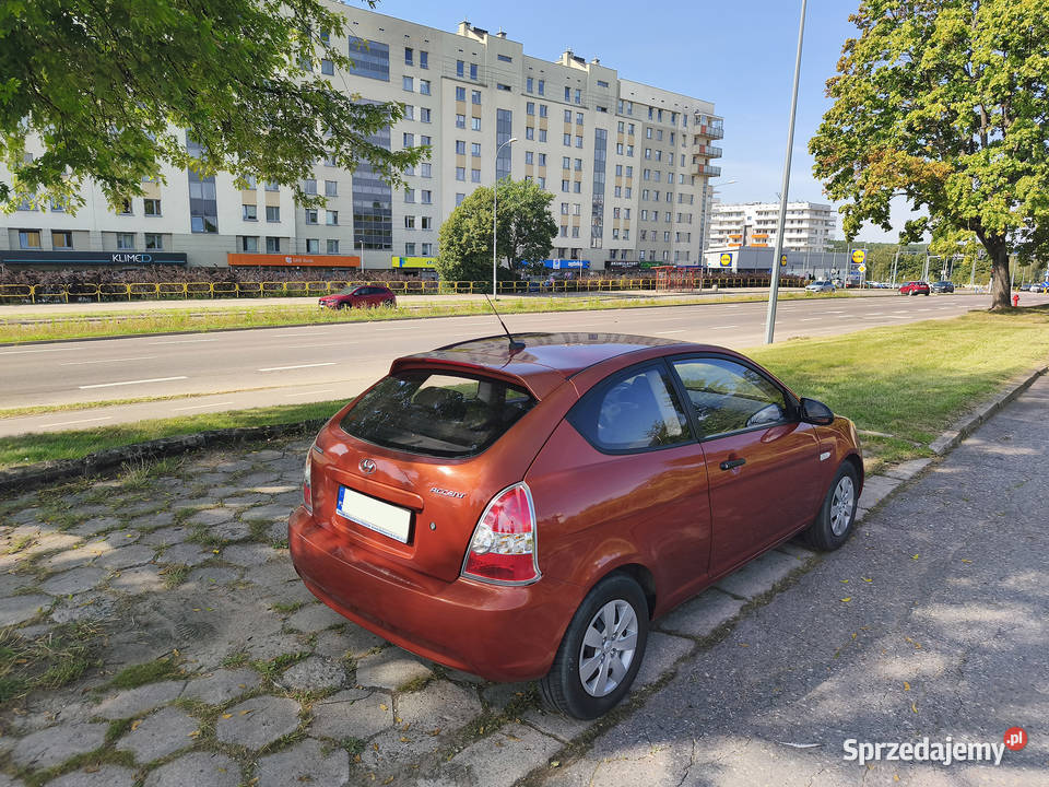 Hyundai Accent z niskim przeniegiem 75000 Białystok